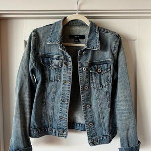 GAP Classic Denim Jacket - Women's